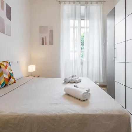 Il Giardino Apartment- Between And Center Appartement